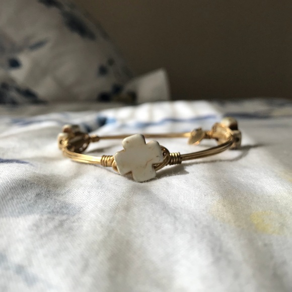 Bourbon and Boweties Bracelet - Picture 5 of 6